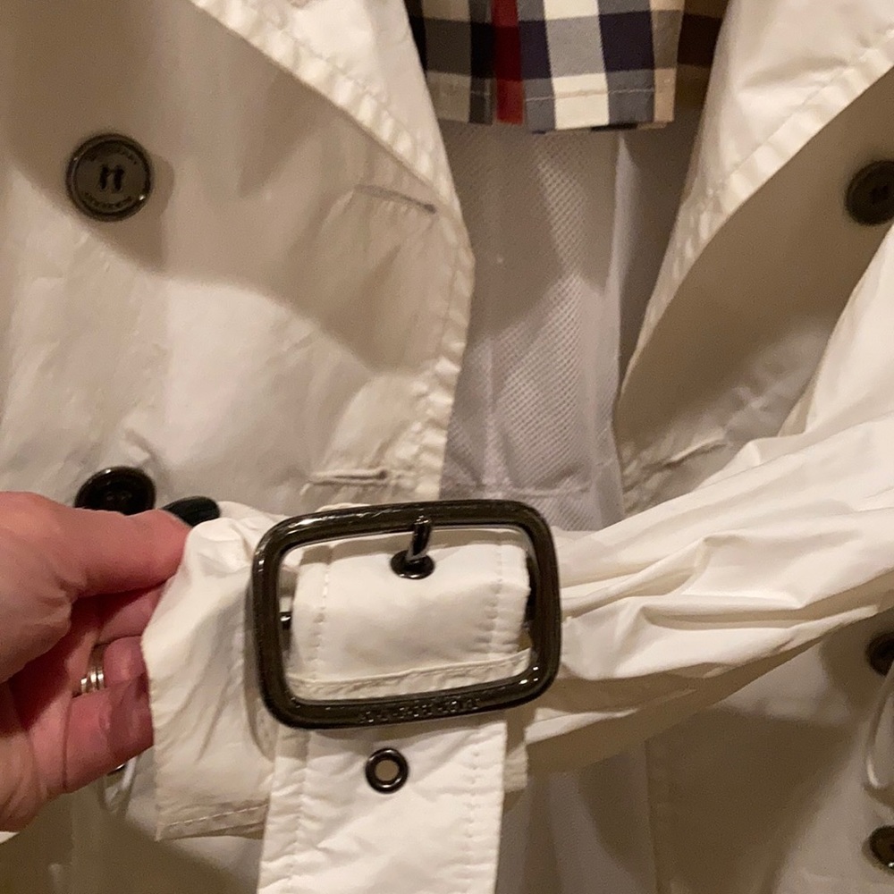 Burberry White Jacket - Picture 7 of 16